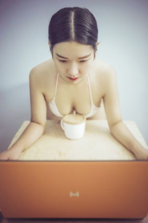 鬼妻 电影