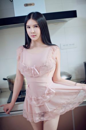 她来自胡自志明市