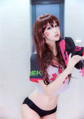 av香港经典三级级 在线